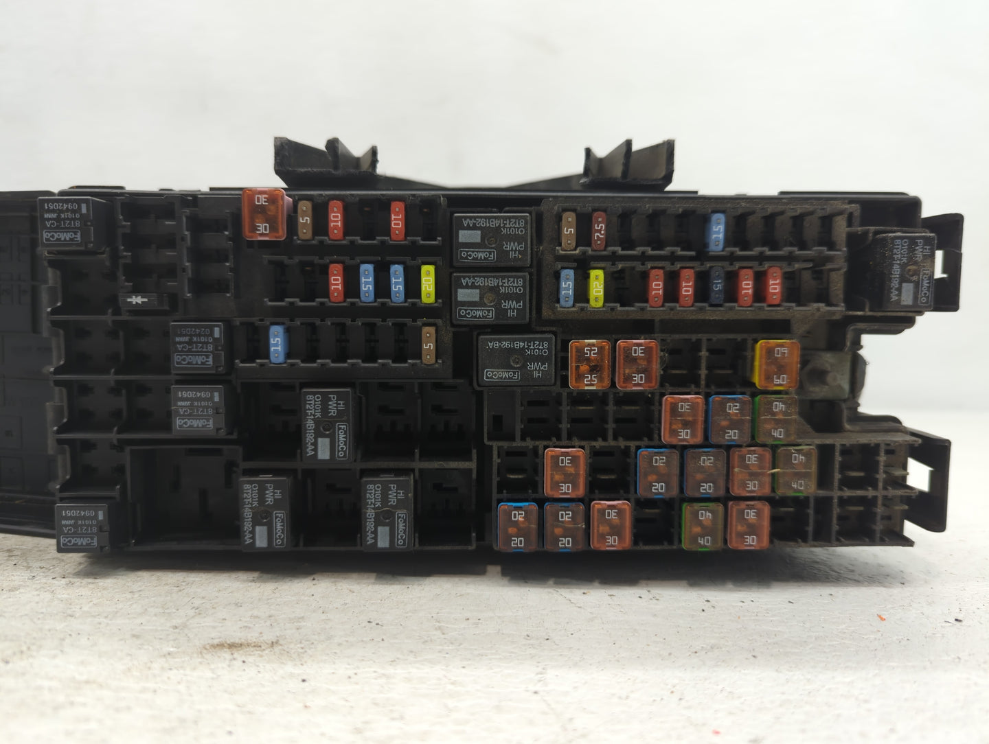 2012-2014 Ford Edge Fusebox Fuse Box Panel Relay Module P/N:P22460 Fits Fits 2012 2013 2014 OEM Used Auto Parts - Oemusedaut