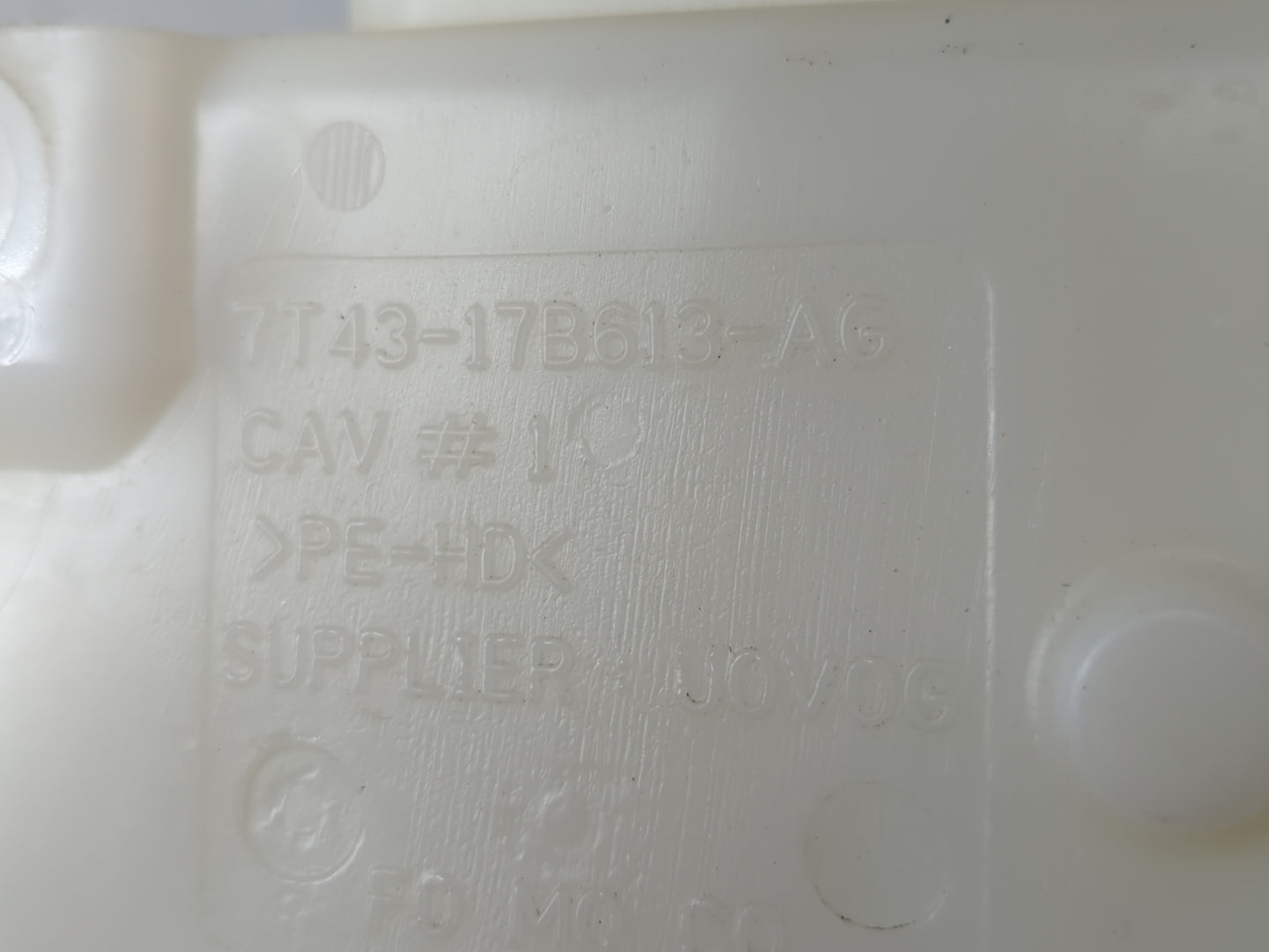 2007-2014 Ford Edge Windshield Washer Fluid Reservoir Bottle Oem - Oemusedautoparts1.com