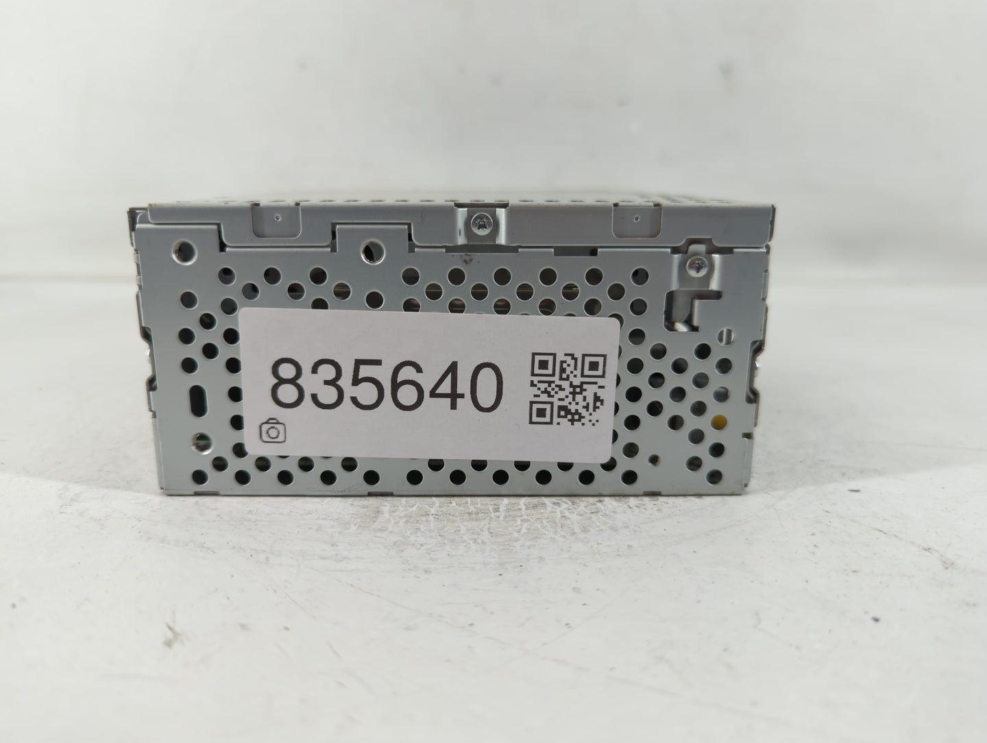 2013-2014 Ford Edge Radio AM FM Cd Player Receiver Replacement P/N:DT4T-19C107-CB DT4T-19C107-BB Fits Fits 2013 2014 OEM Use
