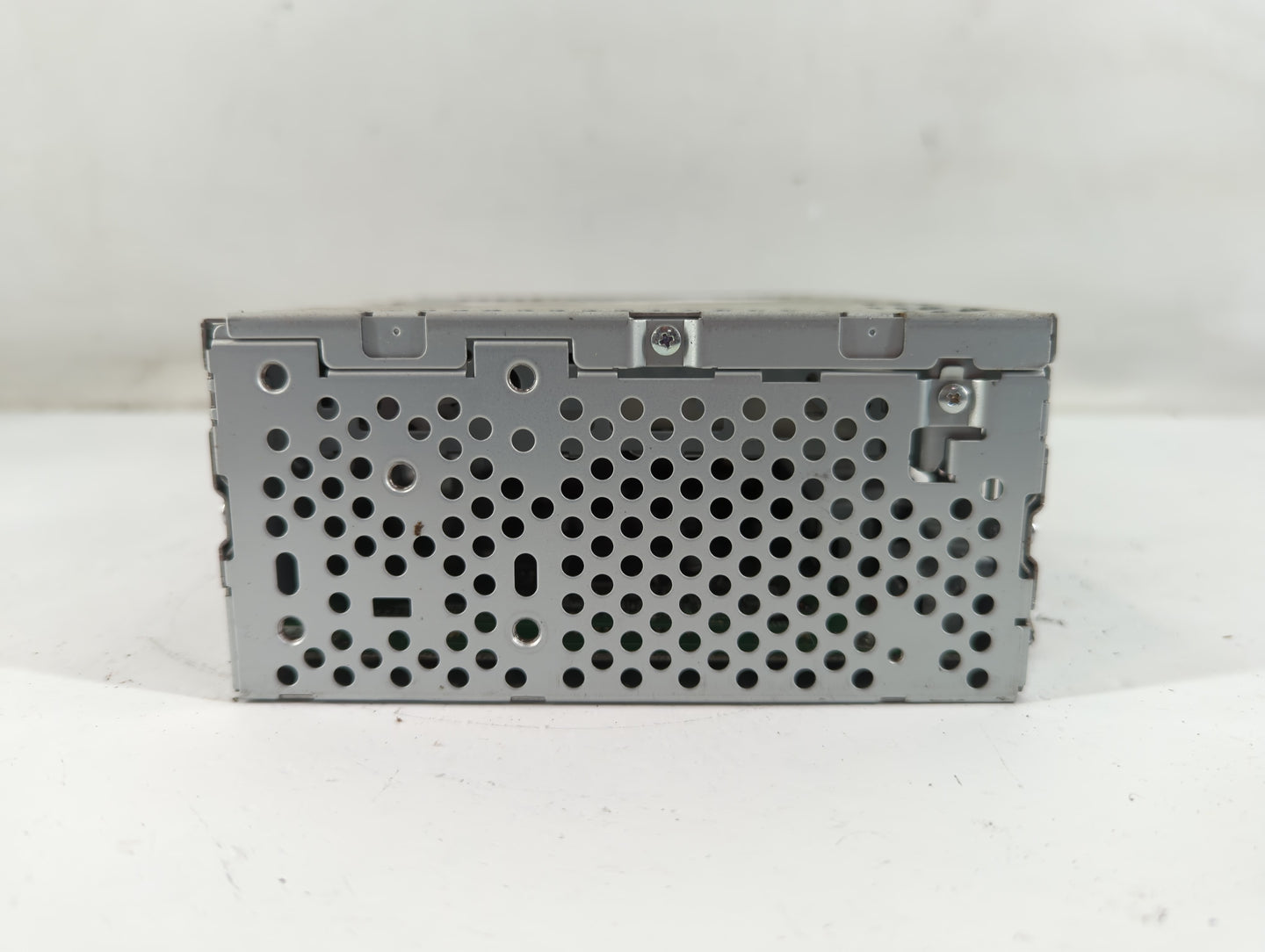 2013 Ford Edge Radio AM FM Cd Player Receiver Replacement P/N:DT4T-19C107-AC Fits OEM Used Auto Parts - Oemusedautoparts1.co