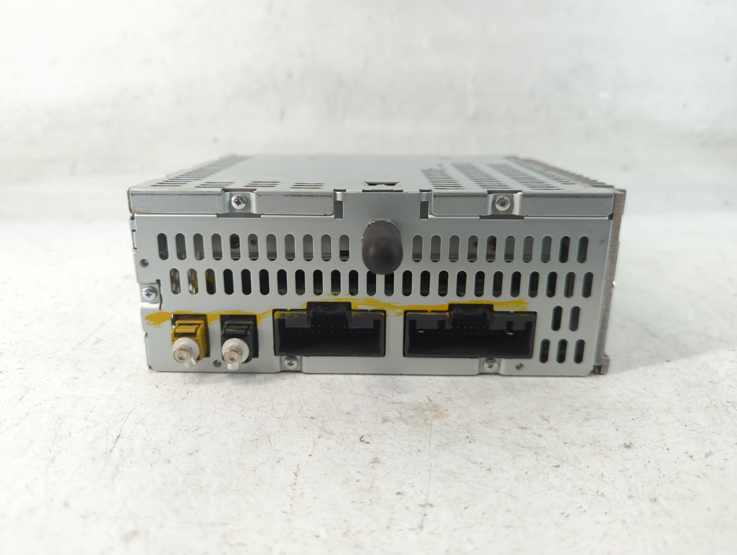 2013 Ford Edge Radio AM FM Cd Player Receiver Replacement P/N:DT4T-19C107-CA Fits OEM Used Auto Parts - Oemusedautoparts1.co