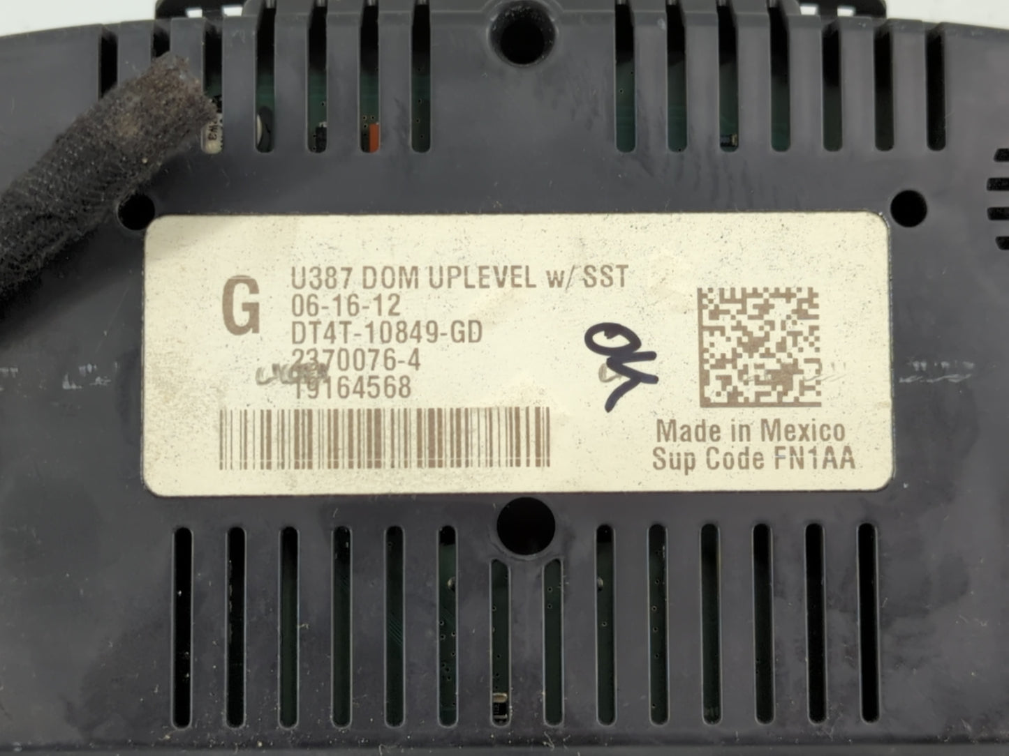 2013 Ford Edge Instrument Cluster Speedometer Gauges P/N:DT4T-10849-GD Fits OEM Used Auto Parts - Oemusedautoparts1.com
