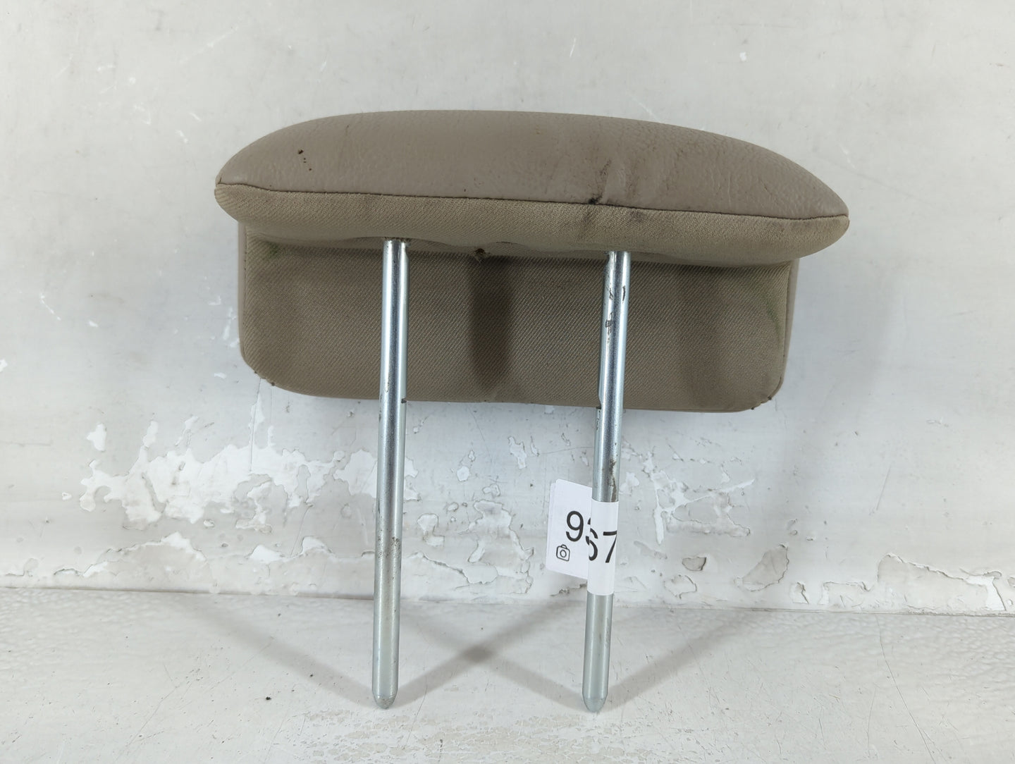 2013 Ford Edge Headrest Head Rest Rear Center Seat Fits OEM Used Auto Parts - Oemusedautoparts1.com