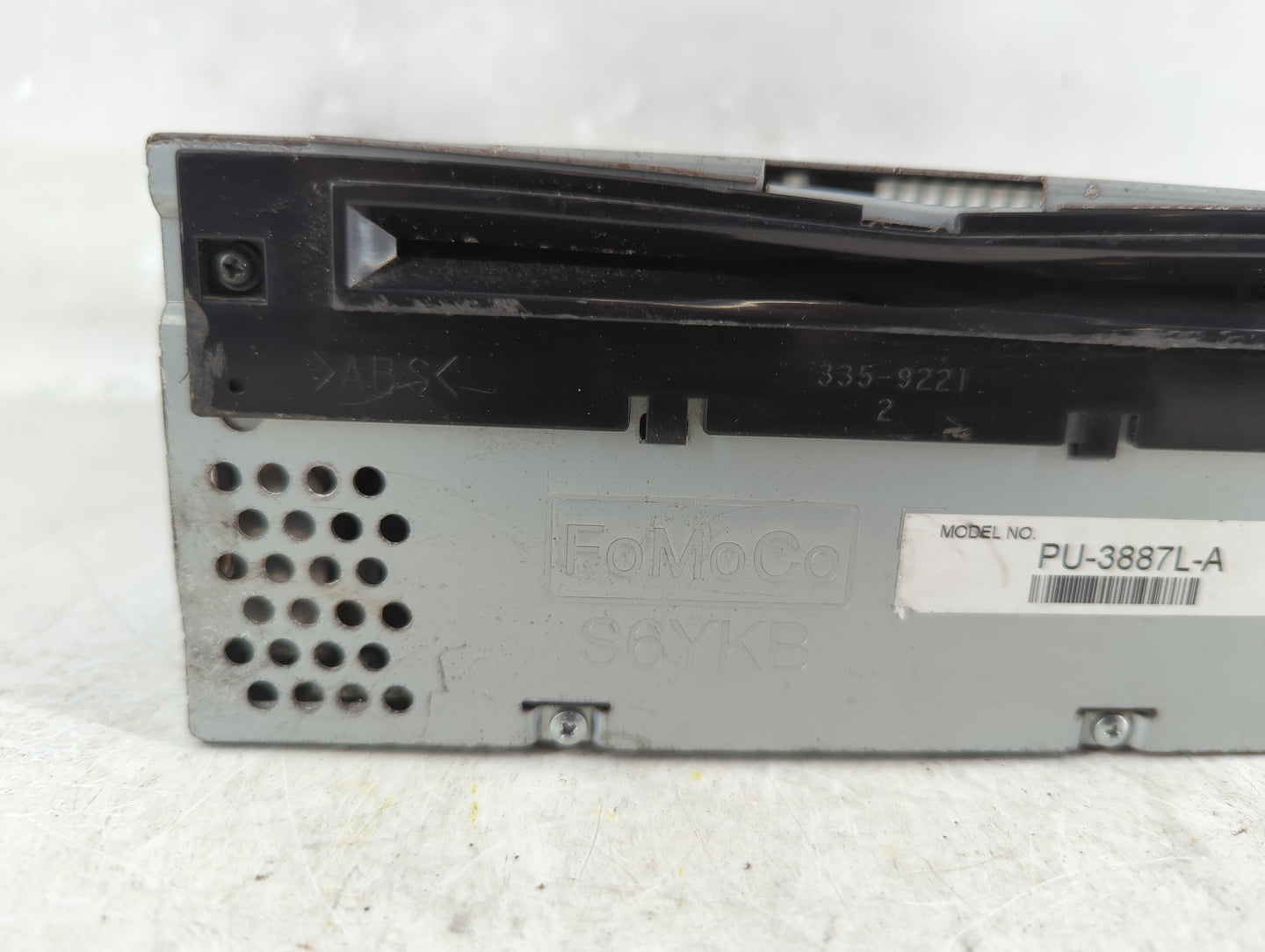 2013 Ford Edge Radio AM FM Cd Player Receiver Replacement P/N:DT4T-19C107-FA Fits OEM Used Auto Parts - Oemusedautoparts1.co