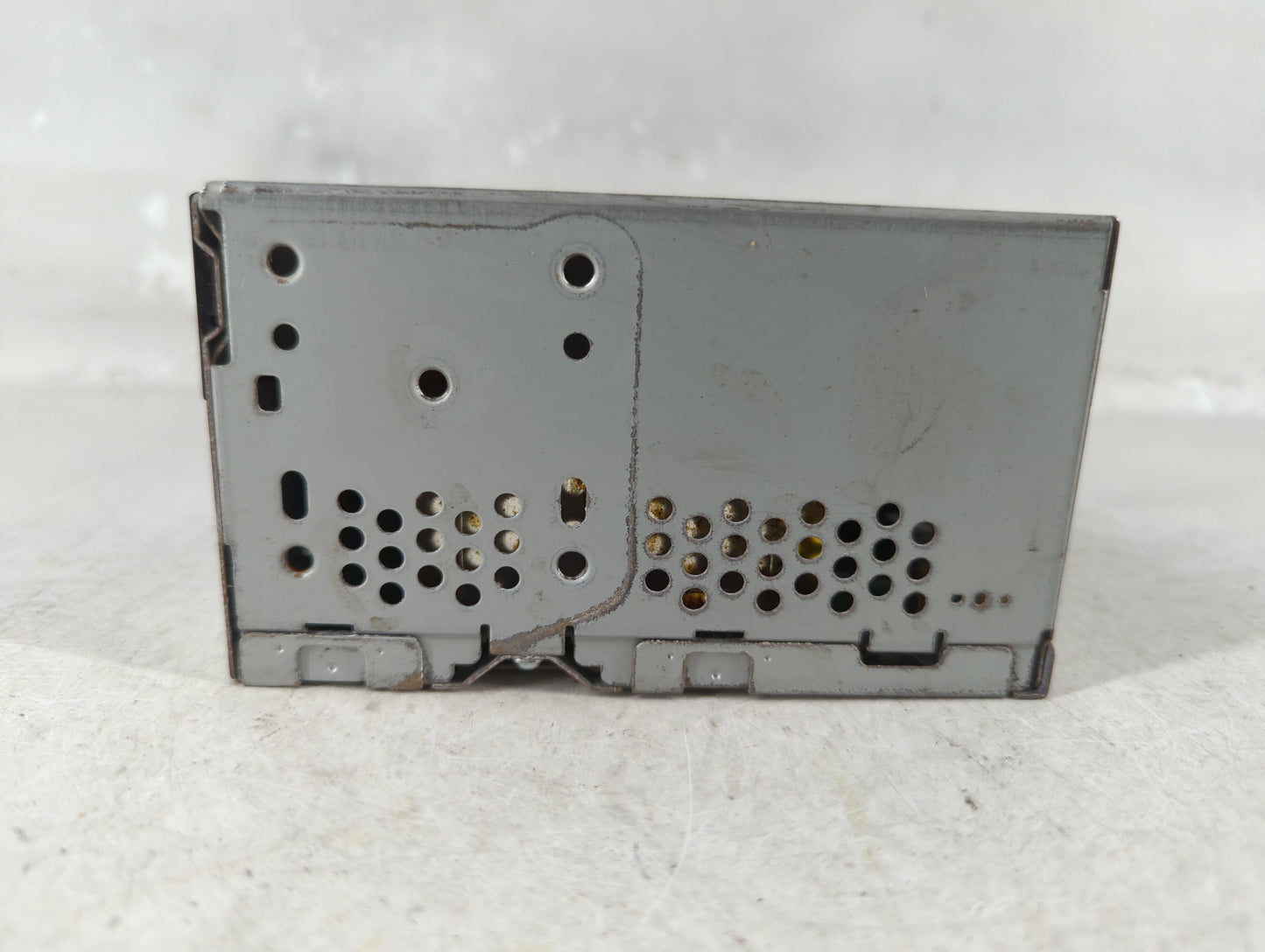 2013 Ford Edge Radio AM FM Cd Player Receiver Replacement P/N:DT4T-19C107-FA Fits OEM Used Auto Parts - Oemusedautoparts1.co