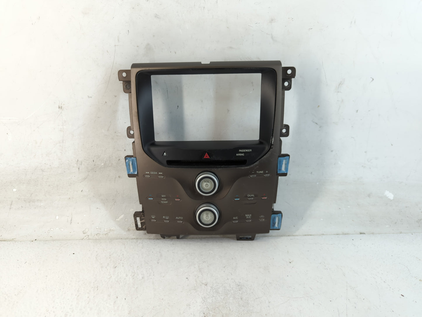 2013 Ford Edge Climate Control Module Temperature AC/Heater Replacement Fits OEM Used Auto Parts - Oemusedautoparts1.com