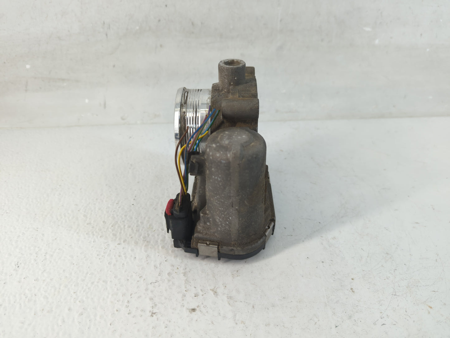 2013-2016 Ford Escape Throttle Body P/N:CM5E 9F991 AD Fits Fits 2012 2013 2014 2015 2016 2017 OEM Used Auto Parts - Oemuseda