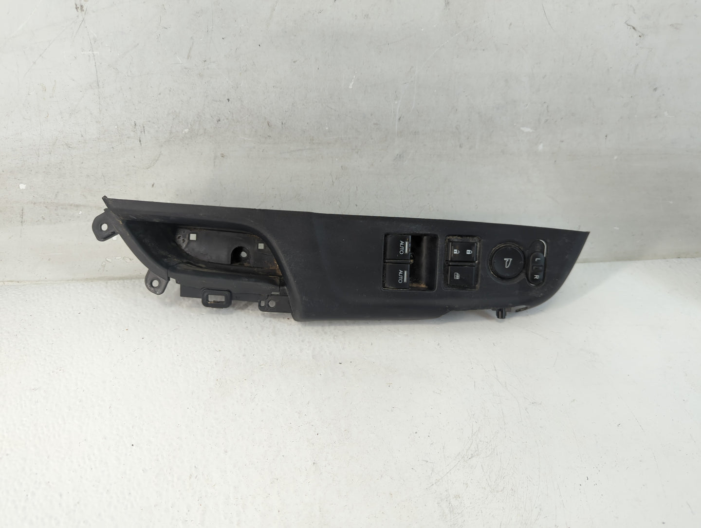 2013-2016 Ford Escape Master Power Window Switch Replacement Driver Side Left P/N:35750-TE0-A32 Fits OEM Used Auto Parts - O
