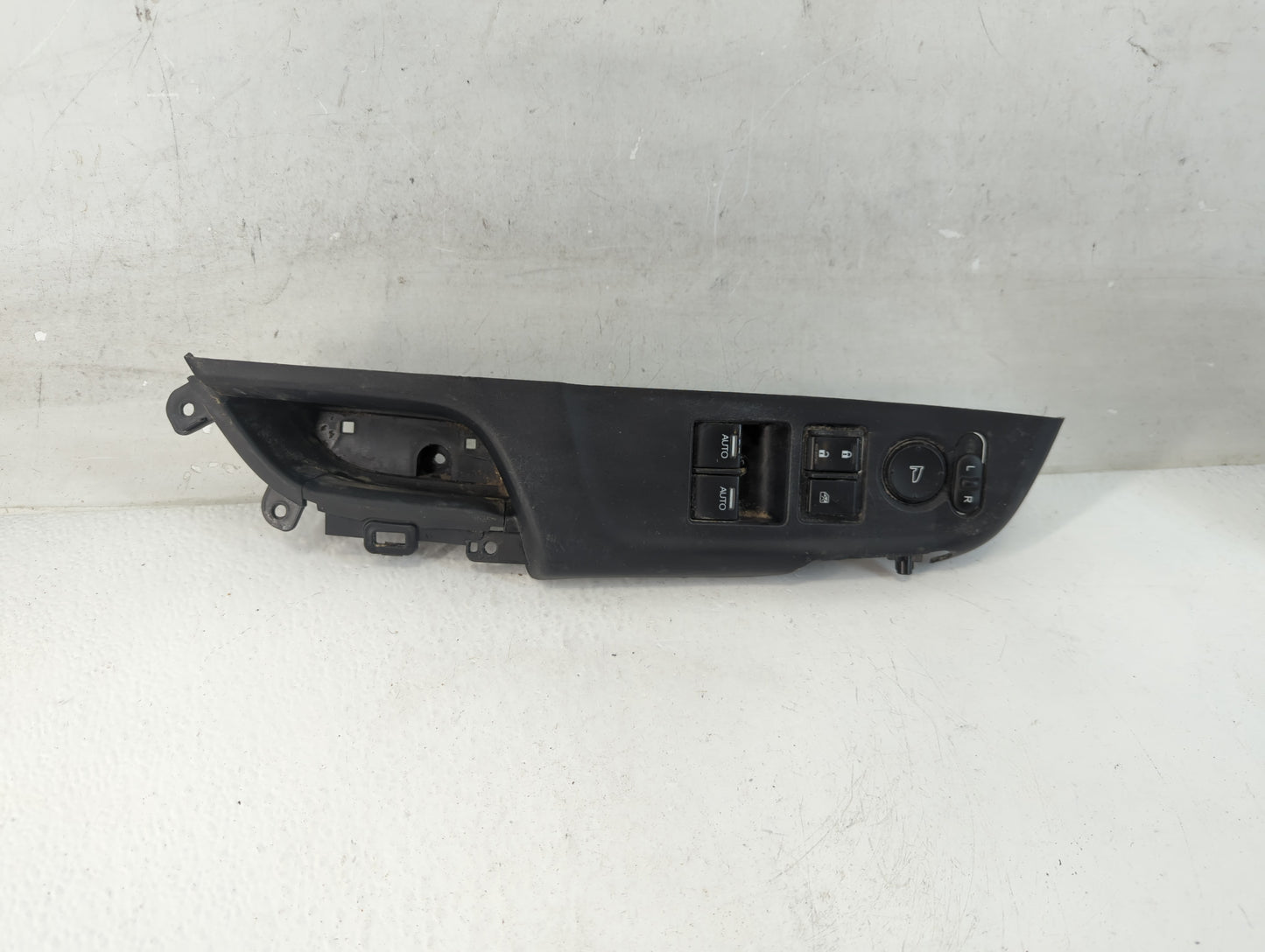 2013-2016 Ford Escape Master Power Window Switch Replacement Driver Side Left P/N:35750-TE0-A32 Fits OEM Used Auto Parts - O