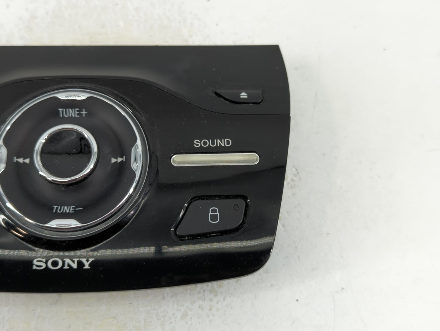 2013 Ford Escape Radio AM FM Cd Player Receiver Replacement P/N:CJ5T-18K811-FC Fits OEM Used Auto Parts - Oemusedautoparts1.