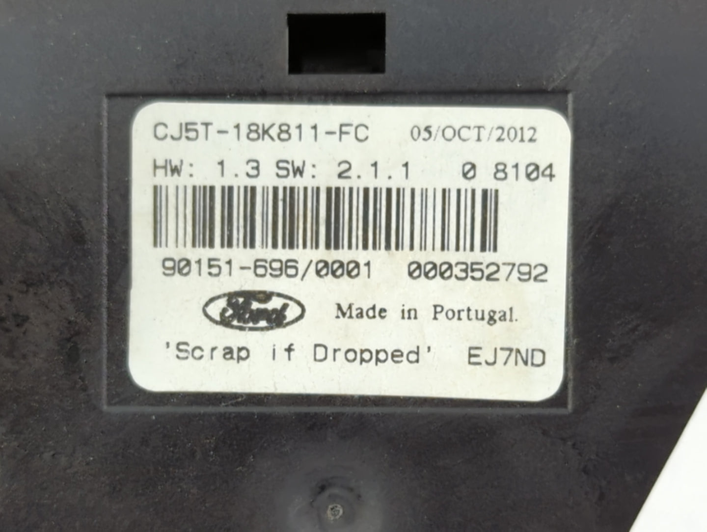 2013 Ford Escape Radio AM FM Cd Player Receiver Replacement P/N:CJ5T-18K811-FC Fits OEM Used Auto Parts - Oemusedautoparts1.