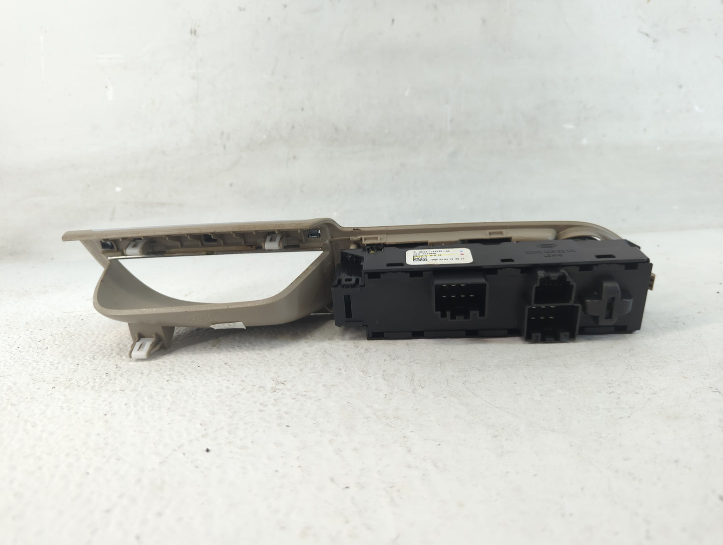 2013-2019 Ford Escape Master Power Window Switch Replacement Driver Side Left P/N:BM5T-14A132-AA Fits OEM Used Auto Parts - 