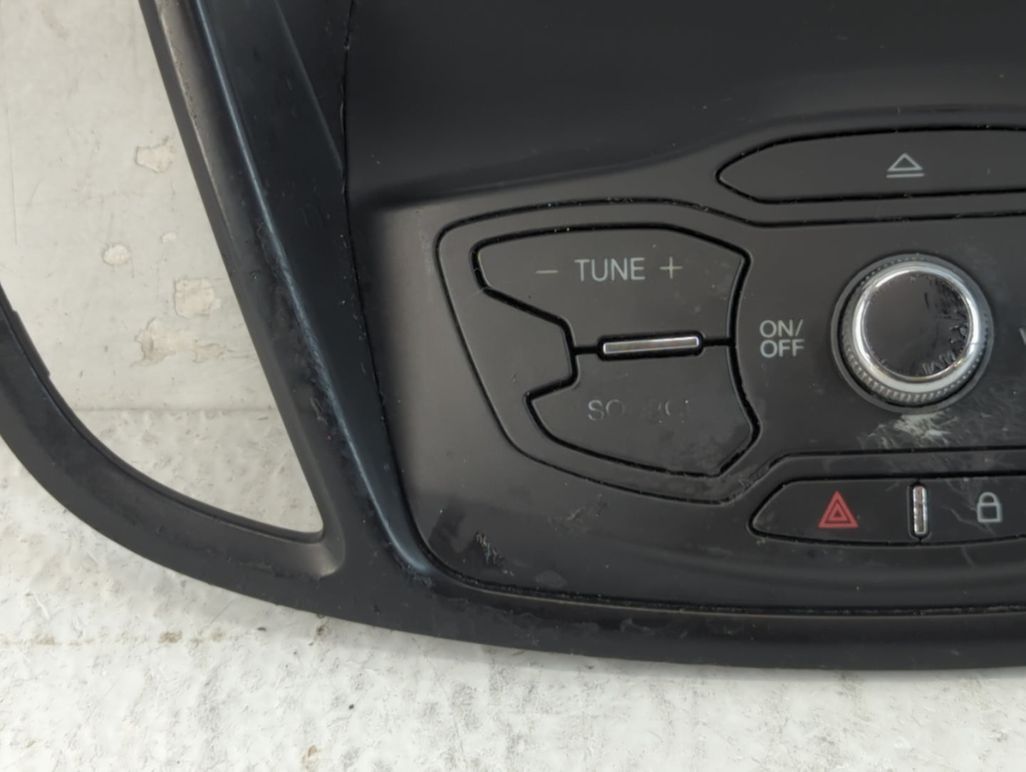 2013-2016 Ford Escape Radio Control Panel - Oemusedautoparts1.com