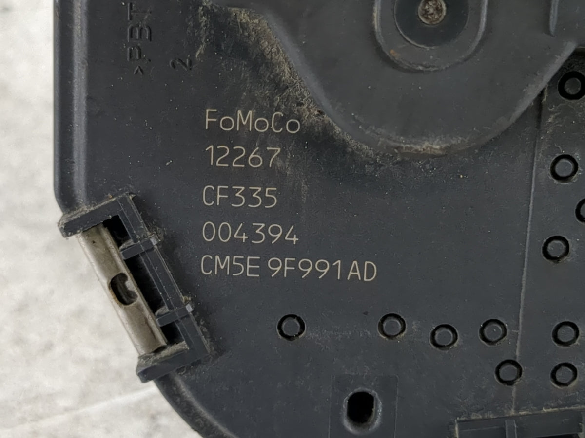 2013-2016 Ford Escape Throttle Body P/N:CM5E-9F991-AD Fits Fits 2012 2013 2014 2015 2016 2017 OEM Used Auto Parts - Oemuseda