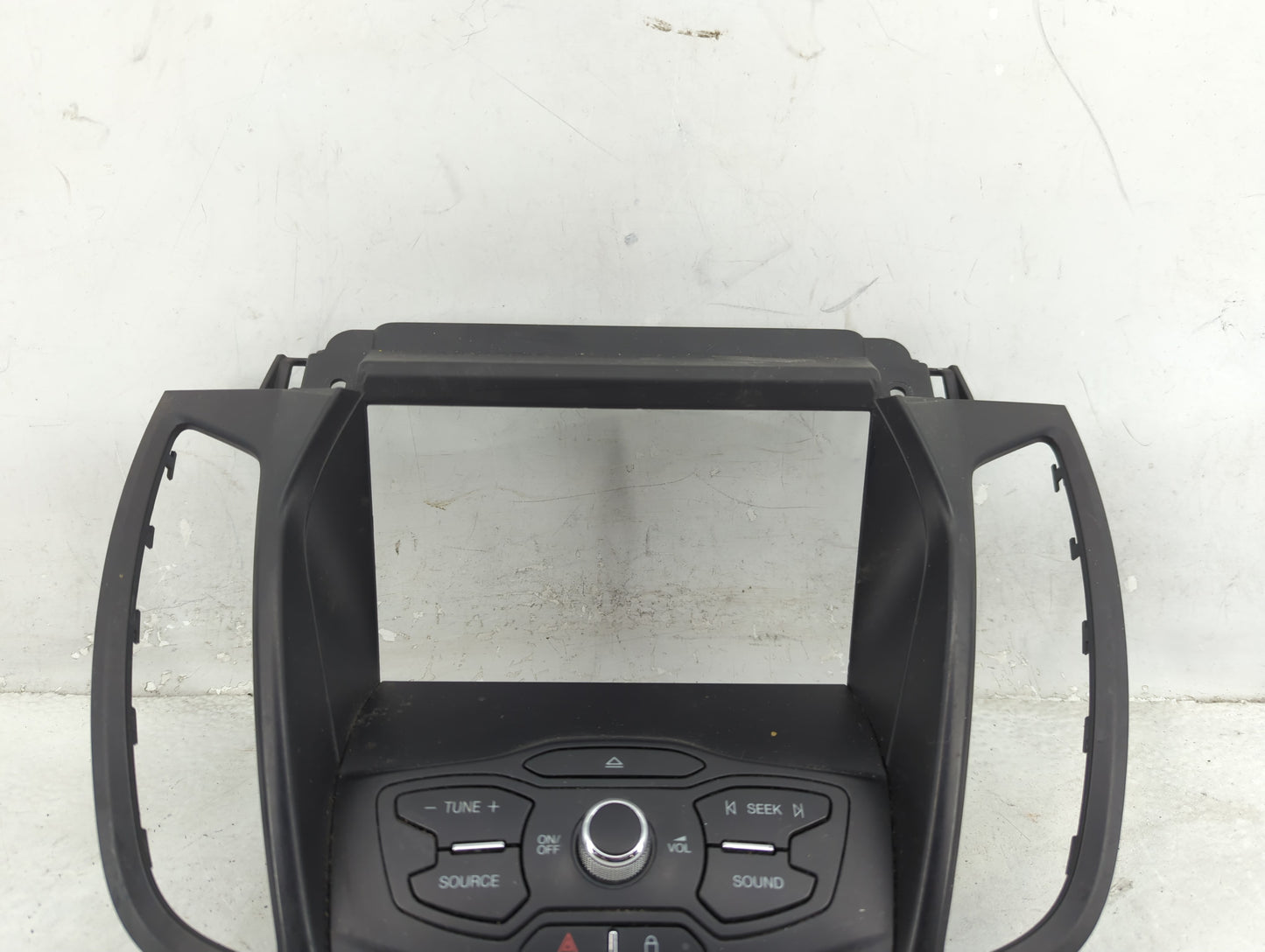 2013-2015 Ford Escape Am Fm Cd Player Radio Receiver - Oemusedautoparts1.com