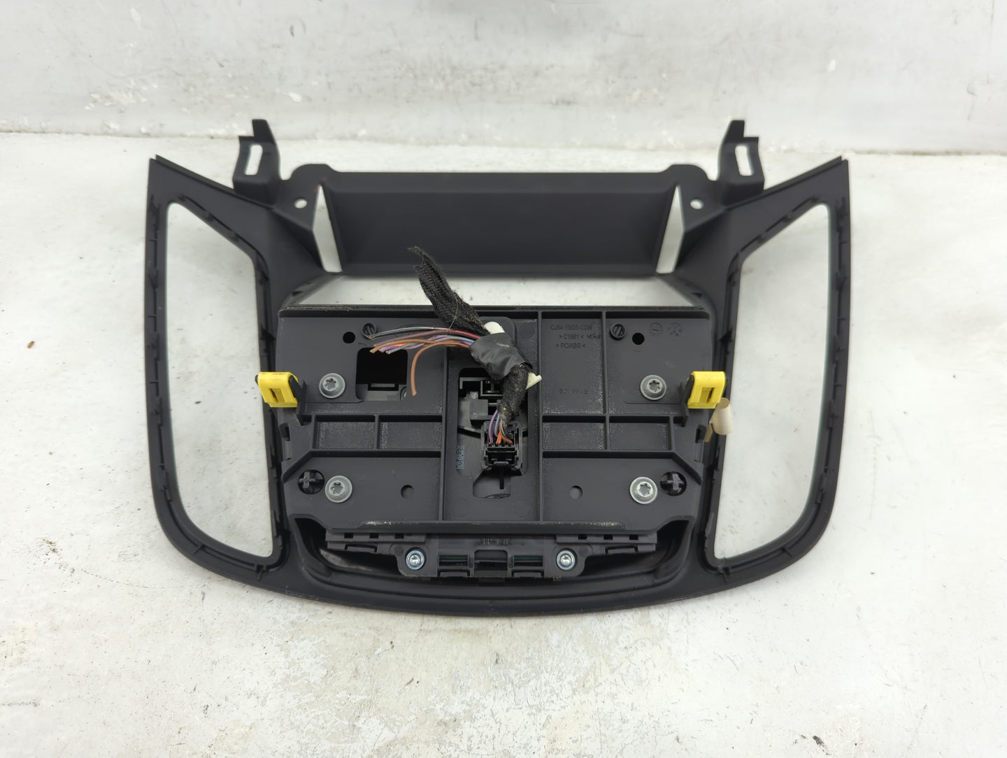 2013-2015 Ford Escape Am Fm Cd Player Radio Receiver - Oemusedautoparts1.com