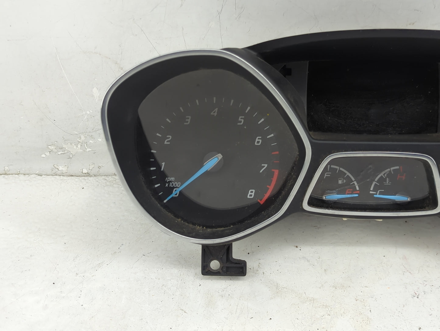 2013-2014 Ford Escape Instrument Cluster Speedometer Gauges Miles:170K Fits Fits 2013 2014 OEM Used Auto Parts - Oemusedauto