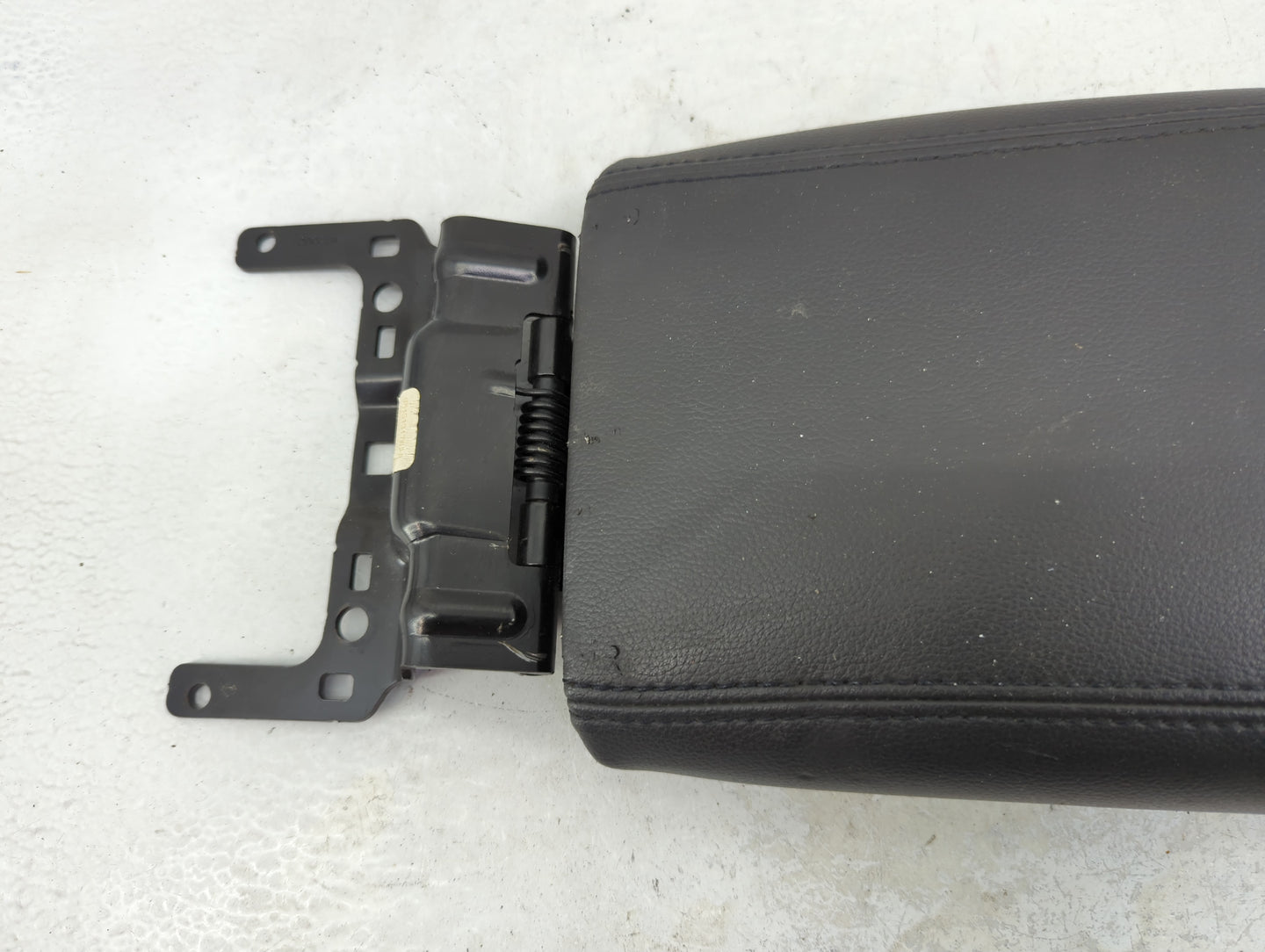 2013-2016 Ford Escape Center Console Armrest Cover Lid Fits Fits 2013 2014 2015 2016 OEM Used Auto Parts - Oemusedautoparts1