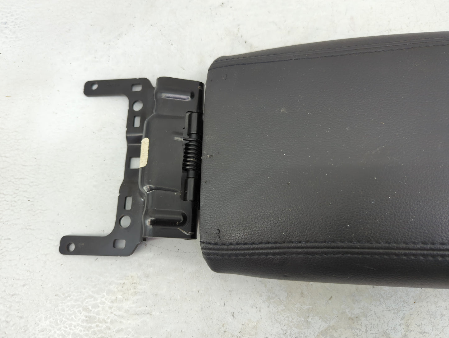 2013-2016 Ford Escape Center Console Armrest Cover Lid Fits Fits 2013 2014 2015 2016 OEM Used Auto Parts - Oemusedautoparts1