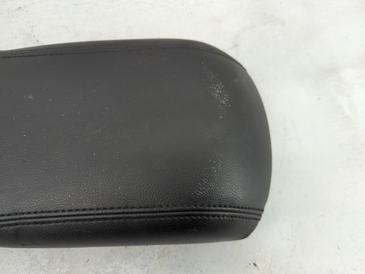 2013-2016 Ford Escape Center Console Armrest Cover Lid Fits Fits 2013 2014 2015 2016 OEM Used Auto Parts - Oemusedautoparts1