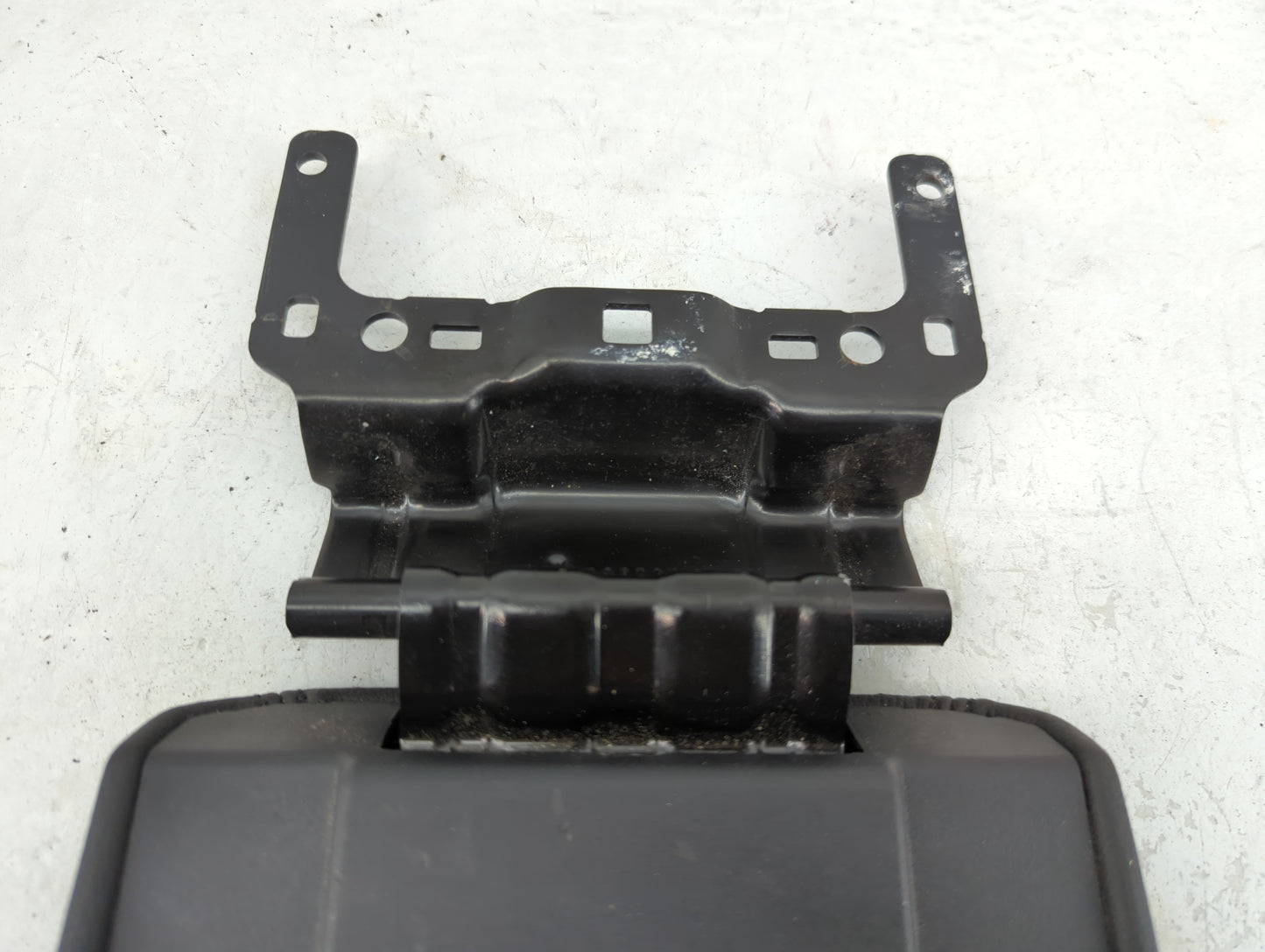 2013-2016 Ford Escape Center Console Armrest Cover Lid Fits Fits 2013 2014 2015 2016 OEM Used Auto Parts - Oemusedautoparts1