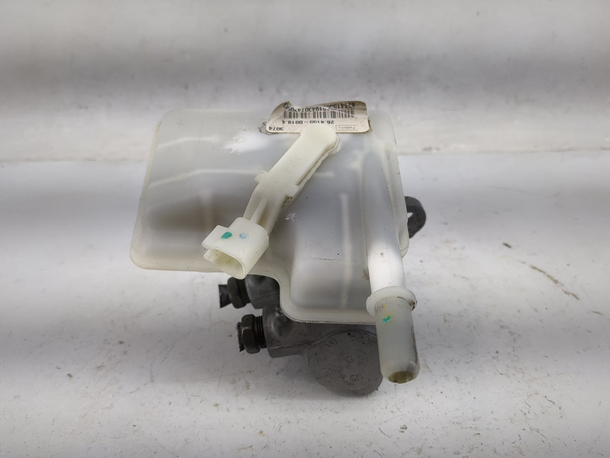 2013-2019 Ford Escape Brake Master Cylinder 1058504 - Oemusedautoparts1.com