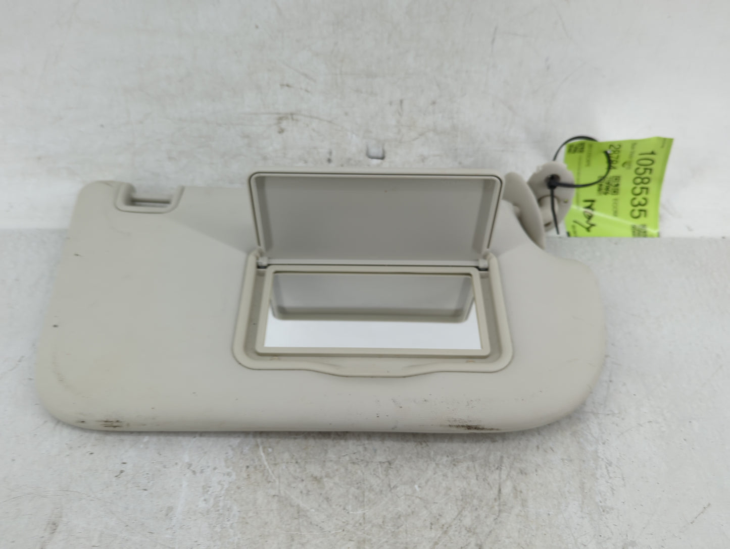 2013-2019 Ford Escape Sun Visor Shade Replacement Passenger Right Mirror Fits Fits 2013 2014 2015 2016 2017 2018 2019 OEM Us