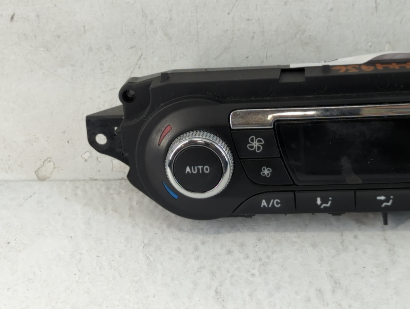 2013-2015 Ford Escape Climate Control Module Temperature AC/Heater Replacement P/N:C09330446 CJ5T-18C612-BA Fits OEM Used Au