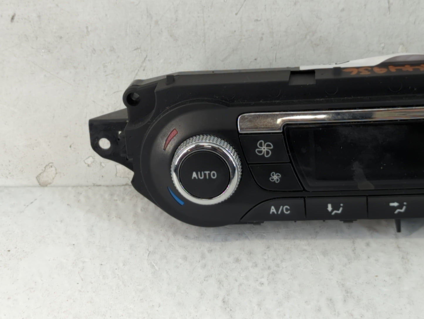 2013-2015 Ford Escape Climate Control Module Temperature AC/Heater Replacement P/N:C09330446 CJ5T-18C612-BA Fits OEM Used Au