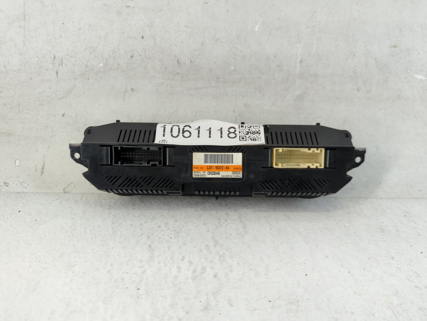 2013-2015 Ford Escape Climate Control Module Temperature AC/Heater Replacement P/N:C09330446 CJ5T-18C612-BA Fits OEM Used Au