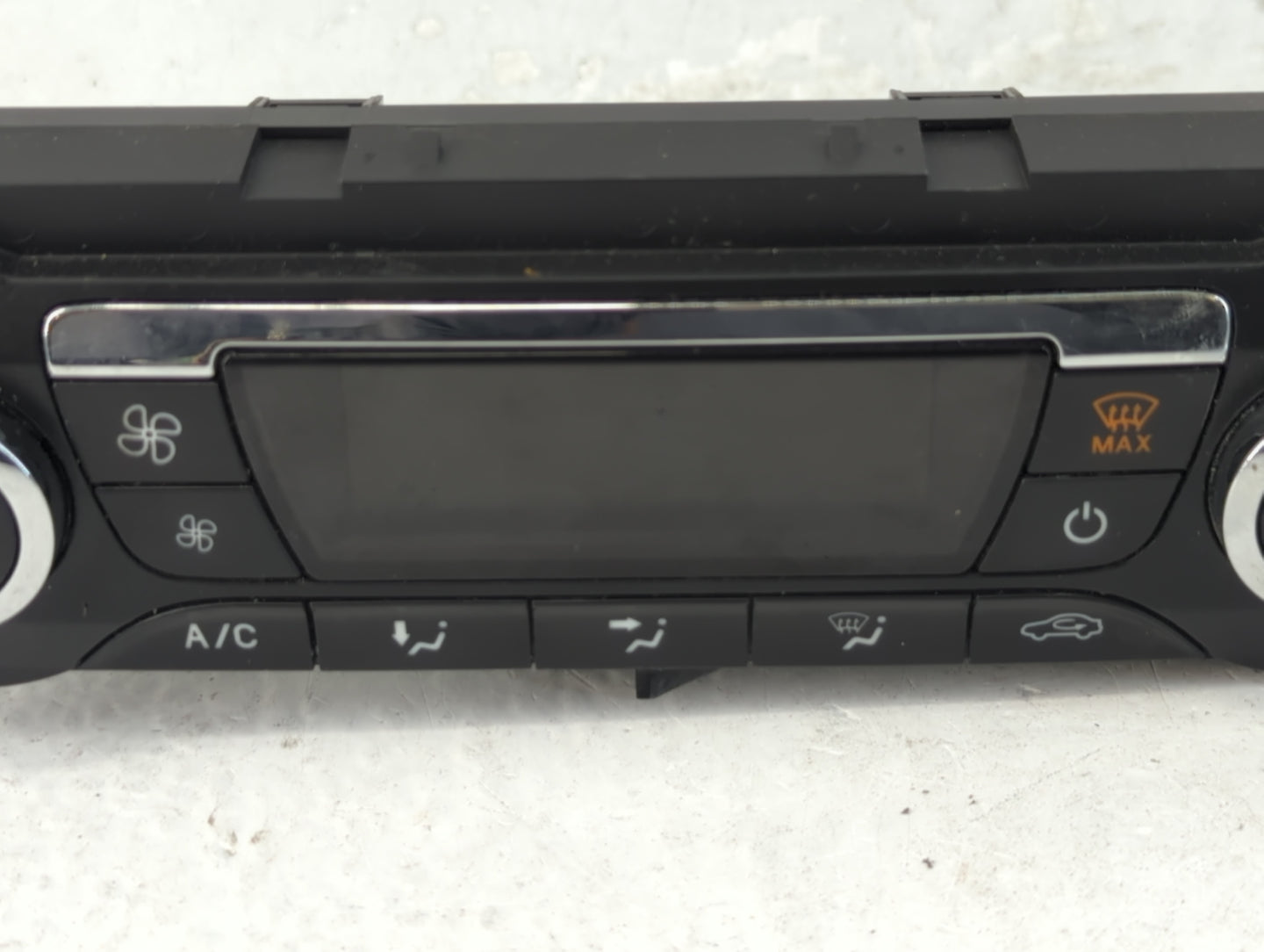 2013 Ford Escape Climate Control Module Temperature AC/Heater Replacement P/N:CJ5T-18C612-AE Fits OEM Used Auto Parts - Oemu