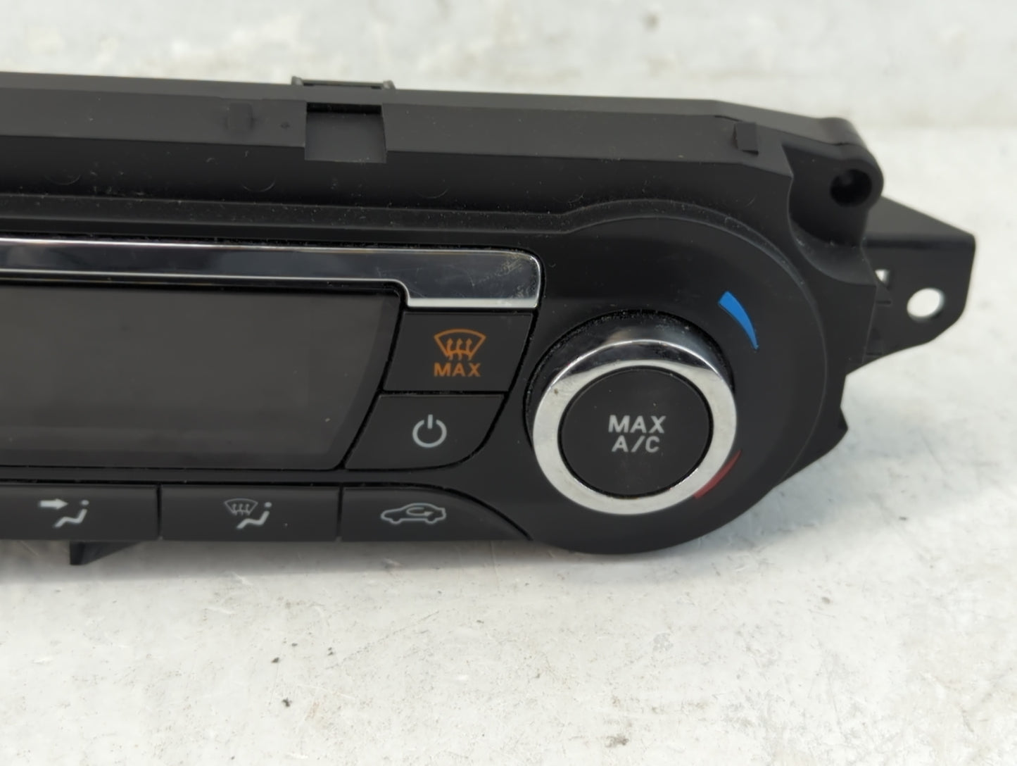 2013 Ford Escape Climate Control Module Temperature AC/Heater Replacement P/N:CJ5T-18C612-AE Fits OEM Used Auto Parts - Oemu