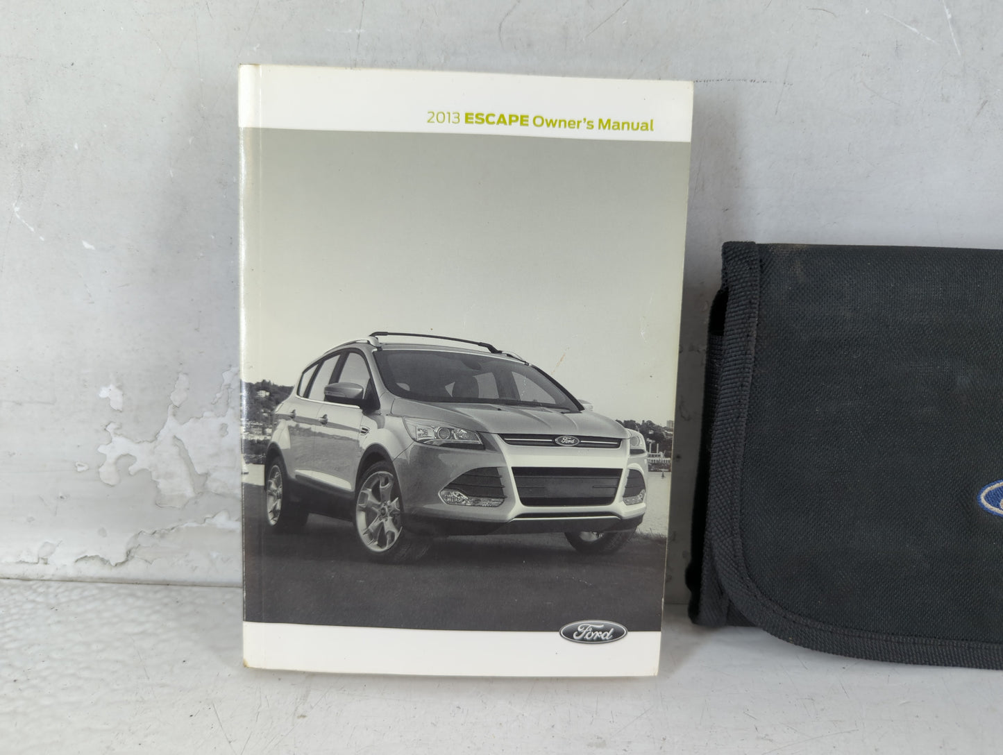 2013 Ford Escape Owners Manual Book Guide P/N:DJ5J 19A321 AA OEM Used Auto Parts - Oemusedautoparts1.com