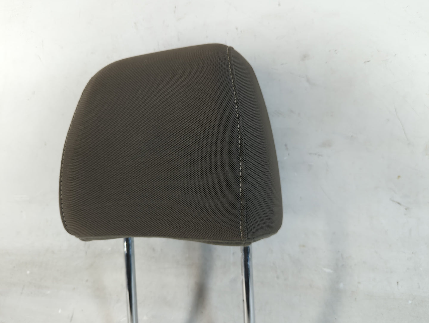 2013 Ford Escape Headrest Head Rest Front Driver Passenger Seat Fits OEM Used Auto Parts - Oemusedautoparts1.com