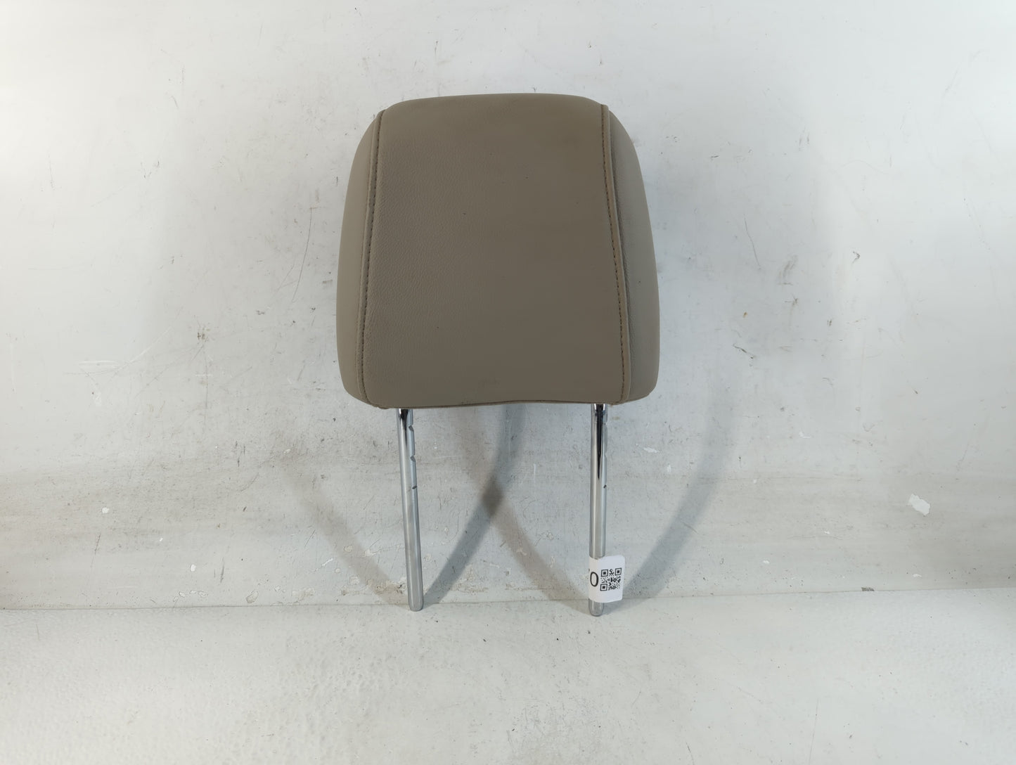 2013-2015 Ford Escape Headrest Head Rest Front Driver Passenger Seat Fits Fits 2013 2014 2015 OEM Used Auto Parts - Oemuseda