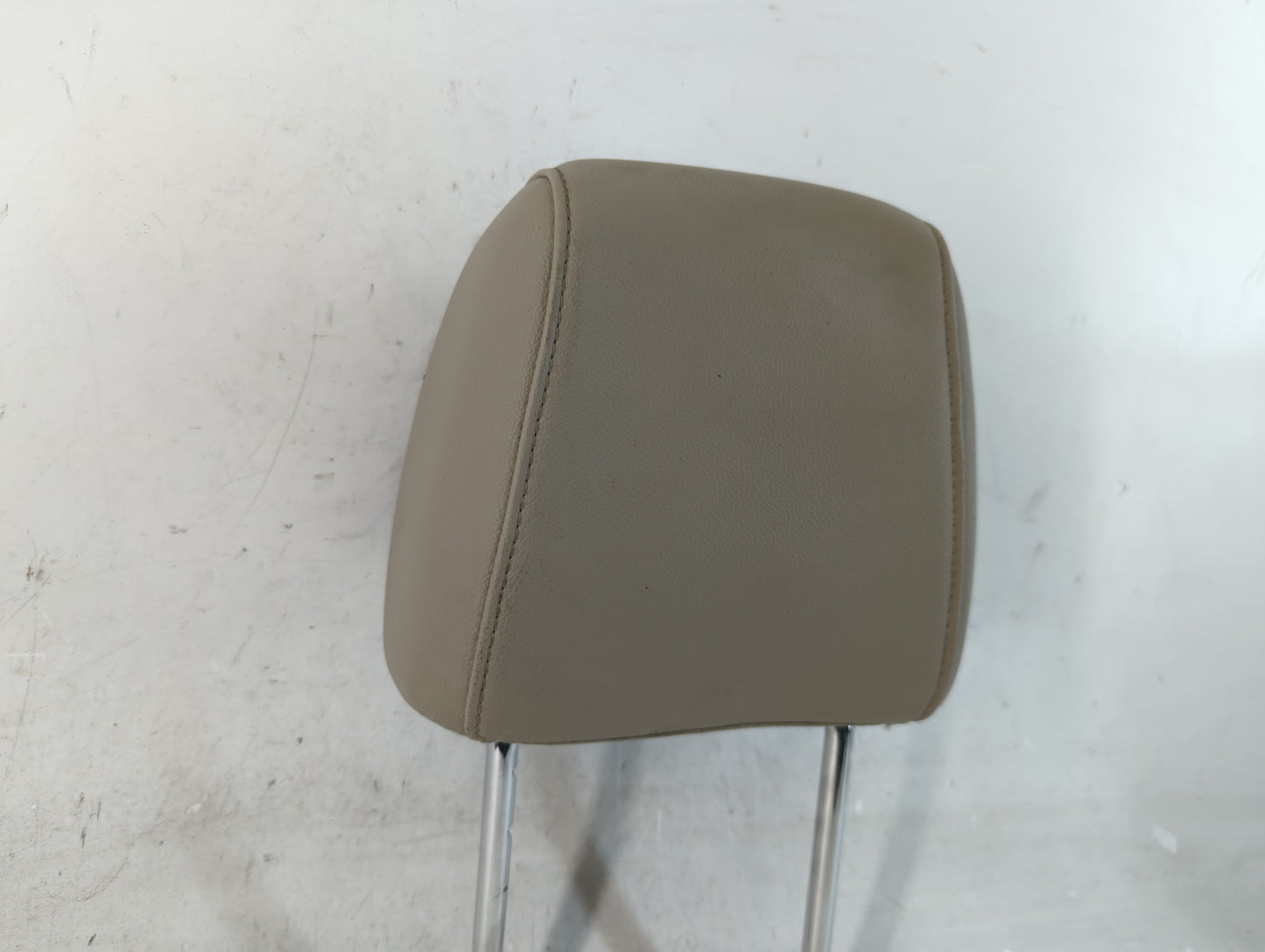 2013-2015 Ford Escape Headrest Head Rest Front Driver Passenger Seat Fits Fits 2013 2014 2015 OEM Used Auto Parts - Oemuseda
