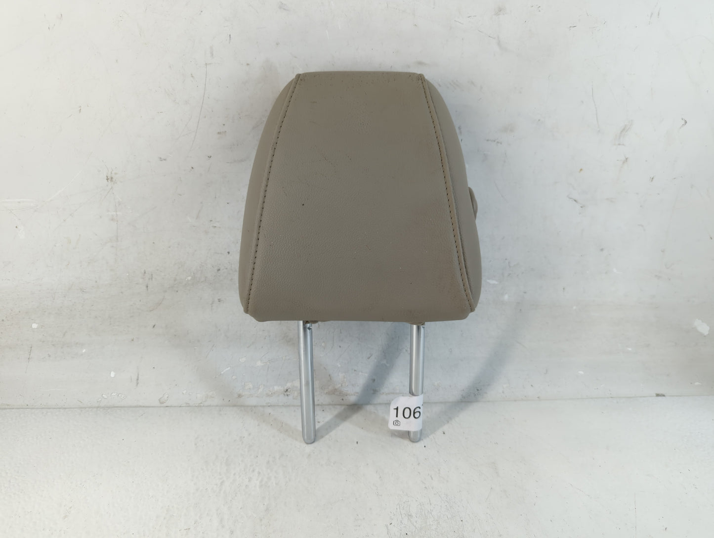 2013-2015 Ford Escape Headrest Head Rest Front Driver Passenger Seat Fits Fits 2013 2014 2015 OEM Used Auto Parts - Oemuseda