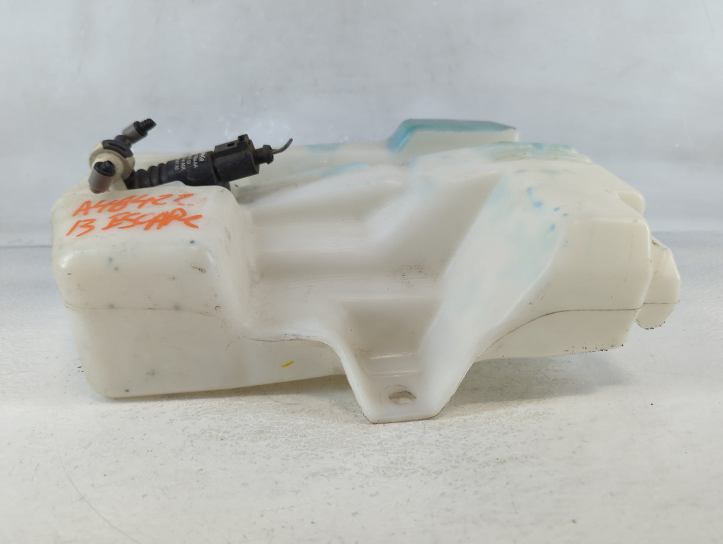 2013-2014 Ford Escape Windshield Washer Fluid Reservoir Bottle Oem - Oemusedautoparts1.com