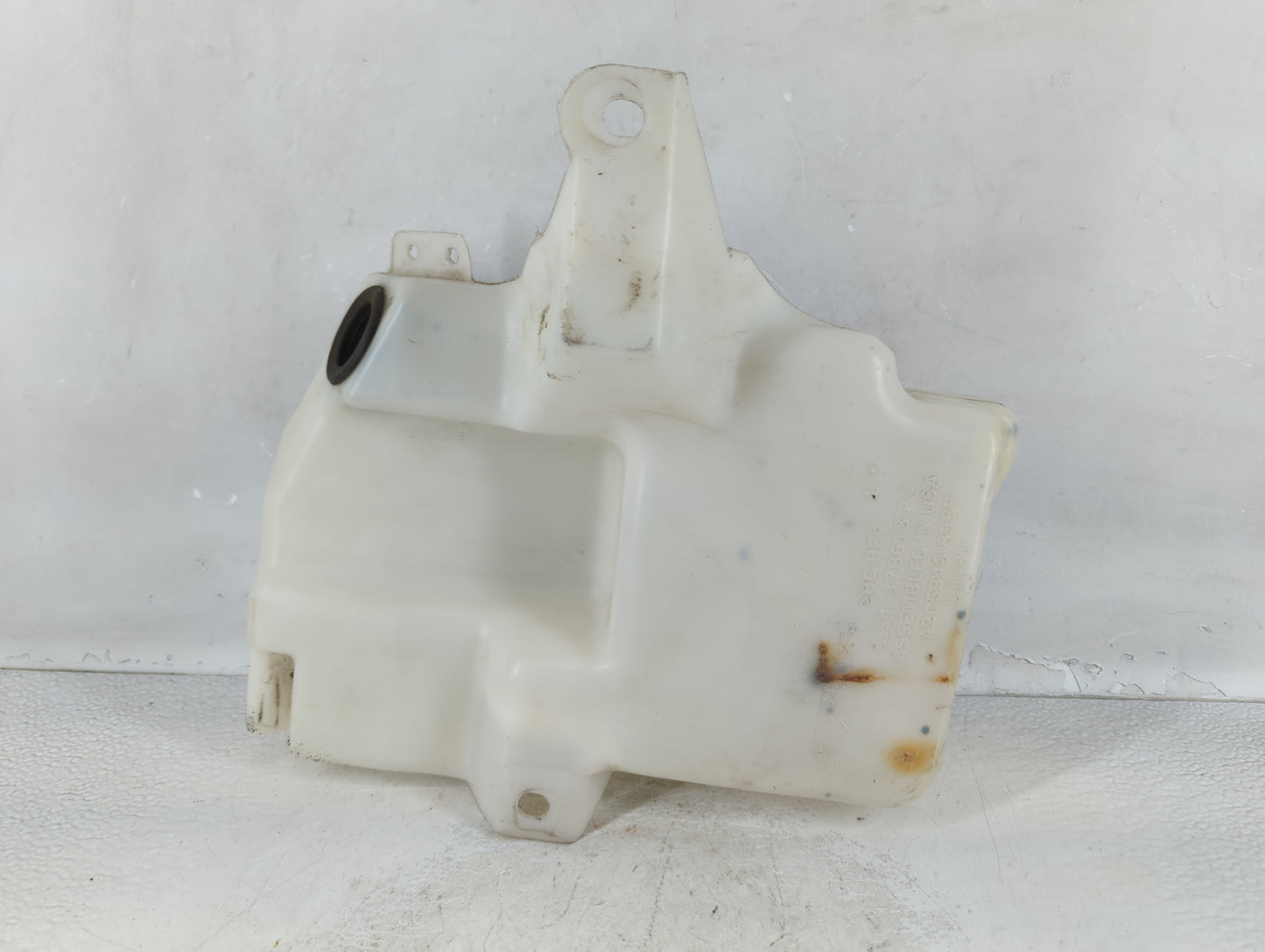 2013-2014 Ford Escape Windshield Washer Fluid Reservoir Bottle Oem - Oemusedautoparts1.com