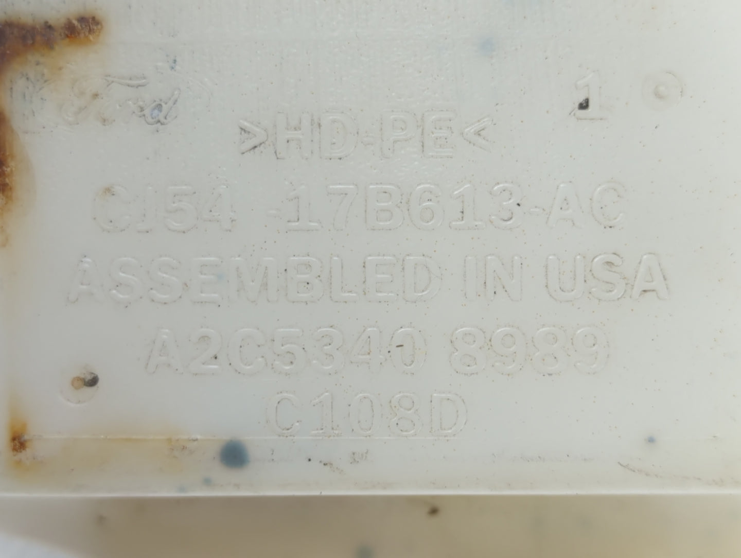2013-2014 Ford Escape Windshield Washer Fluid Reservoir Bottle Oem - Oemusedautoparts1.com