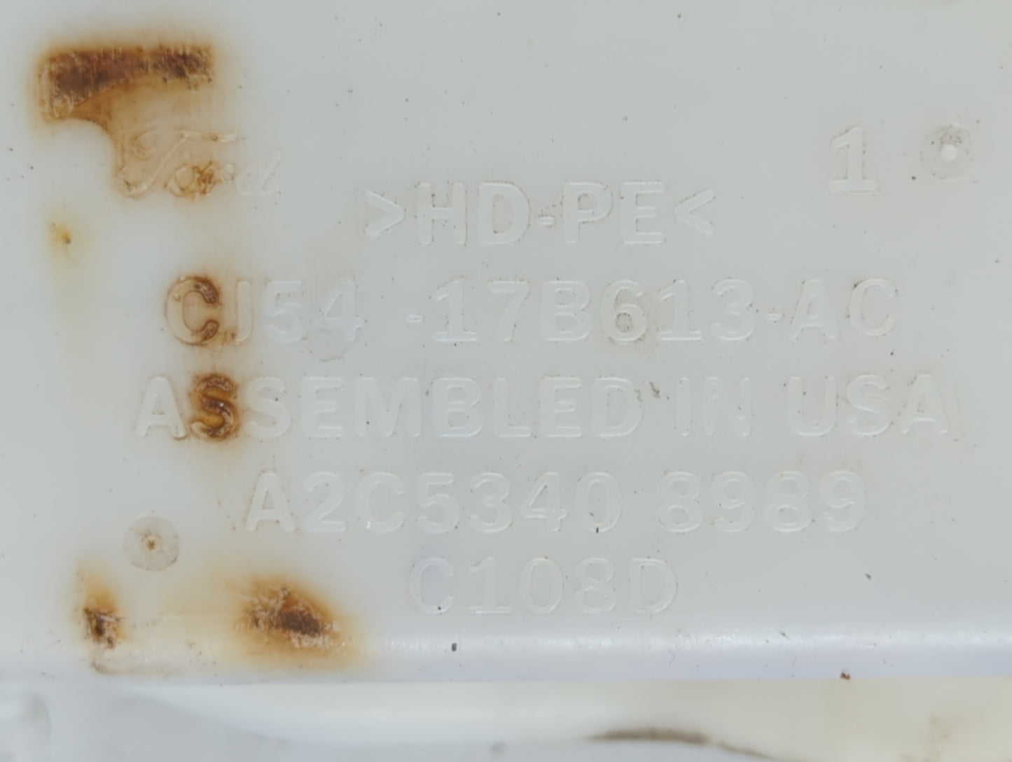 2013-2014 Ford Escape Windshield Washer Fluid Reservoir Bottle Oem - Oemusedautoparts1.com