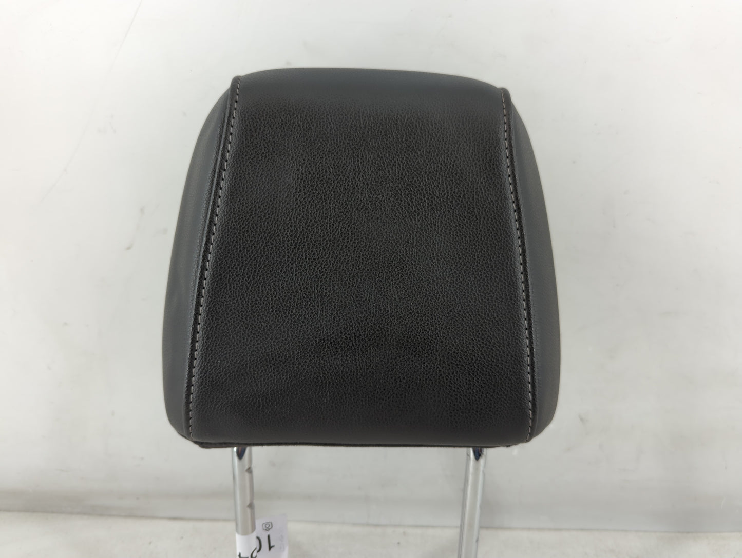 2013-2015 Ford Escape Headrest Head Rest Front Driver Passenger Seat Fits Fits 2013 2014 2015 OEM Used Auto Parts - Oemuseda