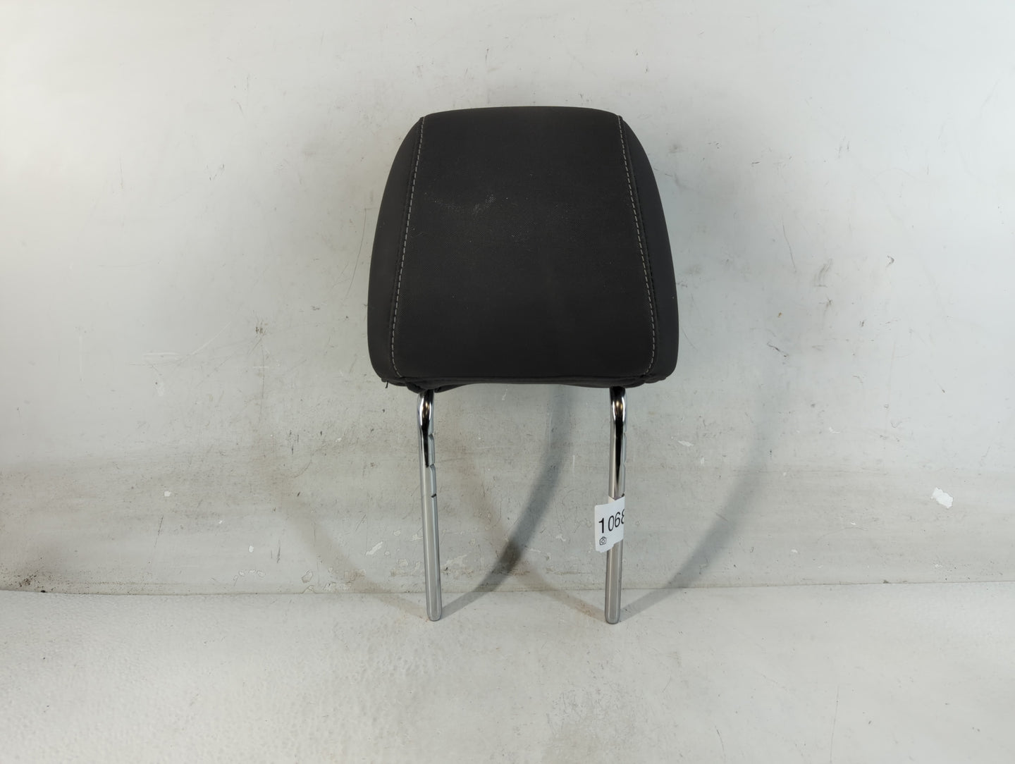 2013-2015 Ford Escape Headrest Head Rest Front Driver Passenger Seat Fits Fits 2013 2014 2015 OEM Used Auto Parts - Oemuseda