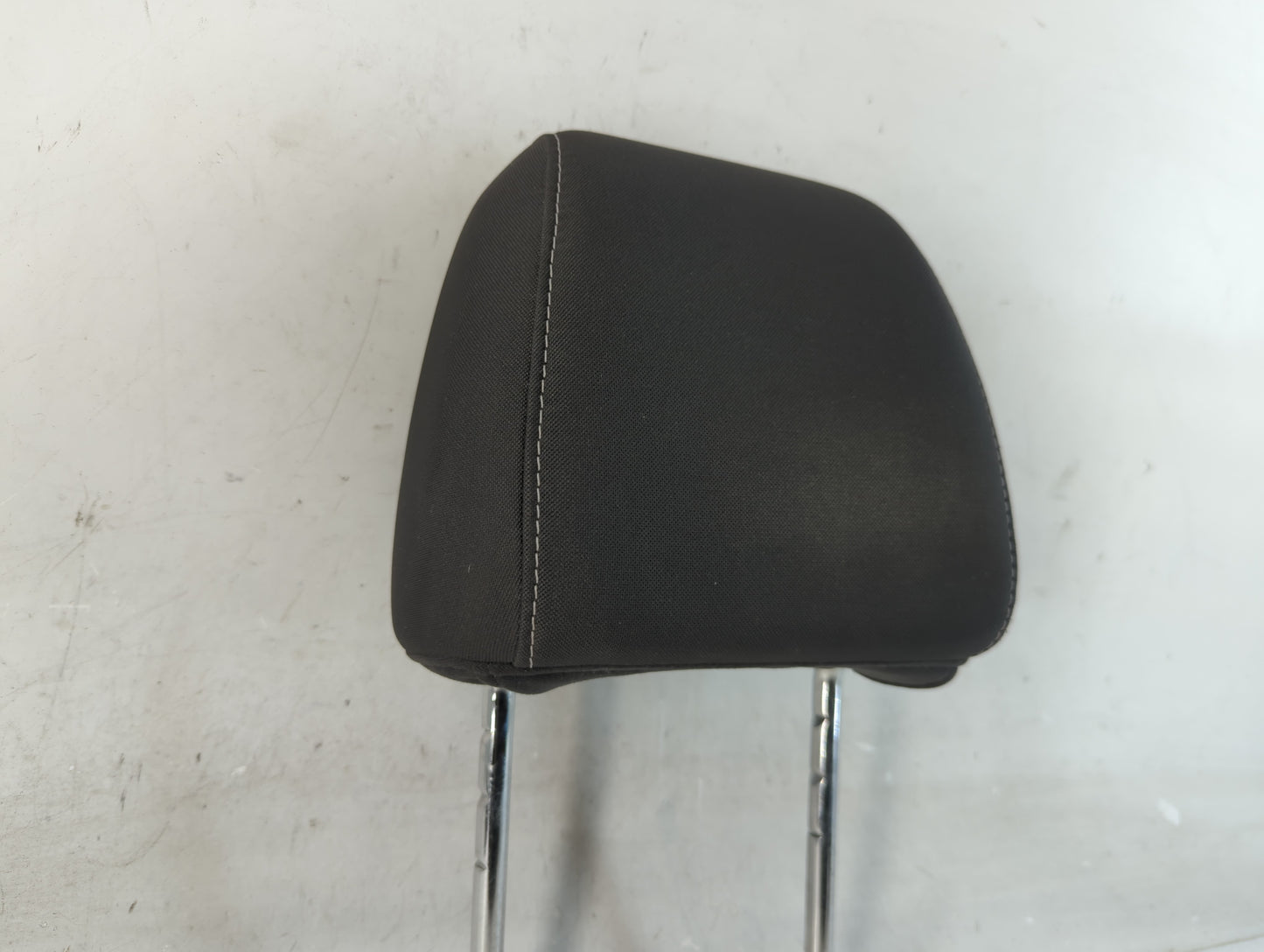 2013-2015 Ford Escape Headrest Head Rest Front Driver Passenger Seat Fits Fits 2013 2014 2015 OEM Used Auto Parts - Oemuseda