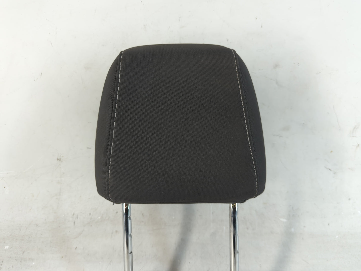 2013-2015 Ford Escape Headrest Head Rest Front Driver Passenger Seat Fits Fits 2013 2014 2015 OEM Used Auto Parts - Oemuseda