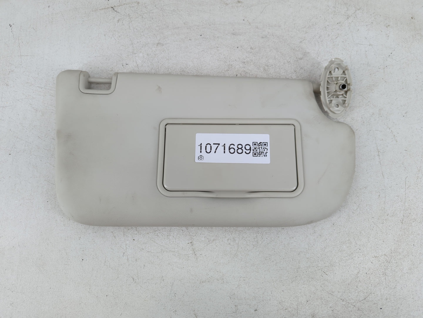 2013-2019 Ford Escape Sun Visor Shade Replacement Driver Left Mirror Fits Fits 2013 2014 2015 2016 2017 2018 2019 OEM Used A