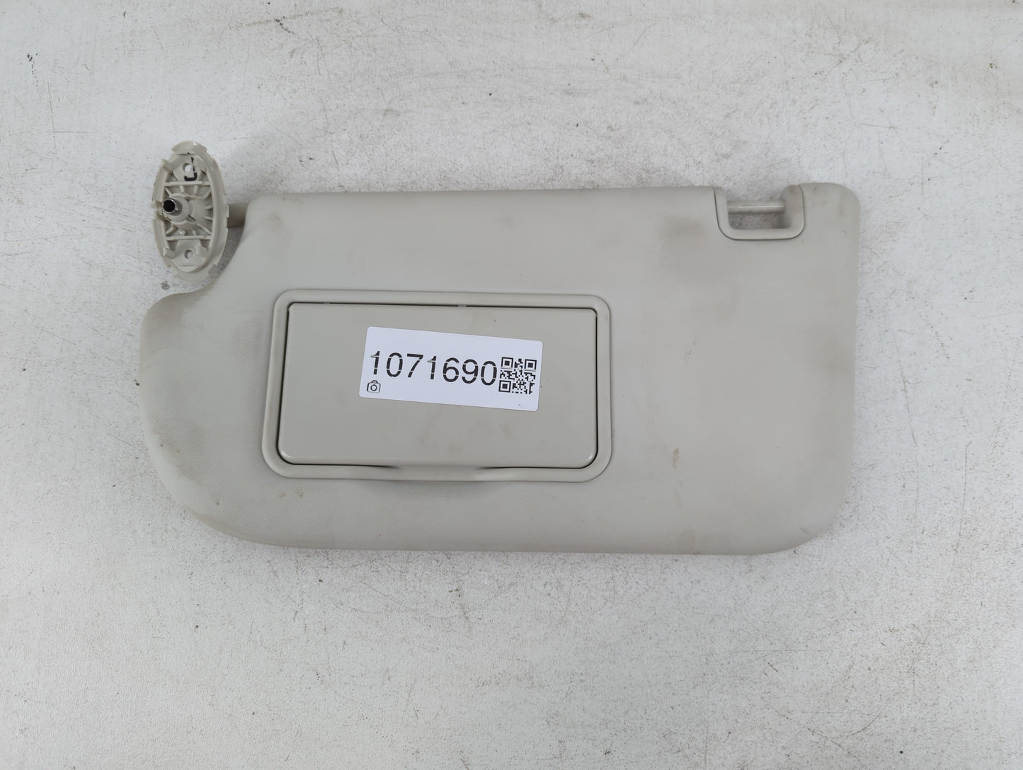 2013-2019 Ford Escape Sun Visor Shade Replacement Passenger Right Mirror Fits Fits 2013 2014 2015 2016 2017 2018 2019 OEM Us