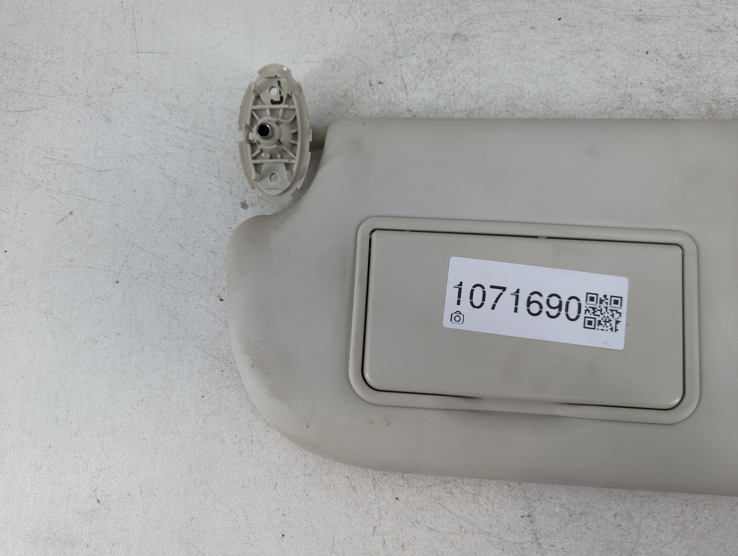 2013-2019 Ford Escape Sun Visor Shade Replacement Passenger Right Mirror Fits Fits 2013 2014 2015 2016 2017 2018 2019 OEM Us