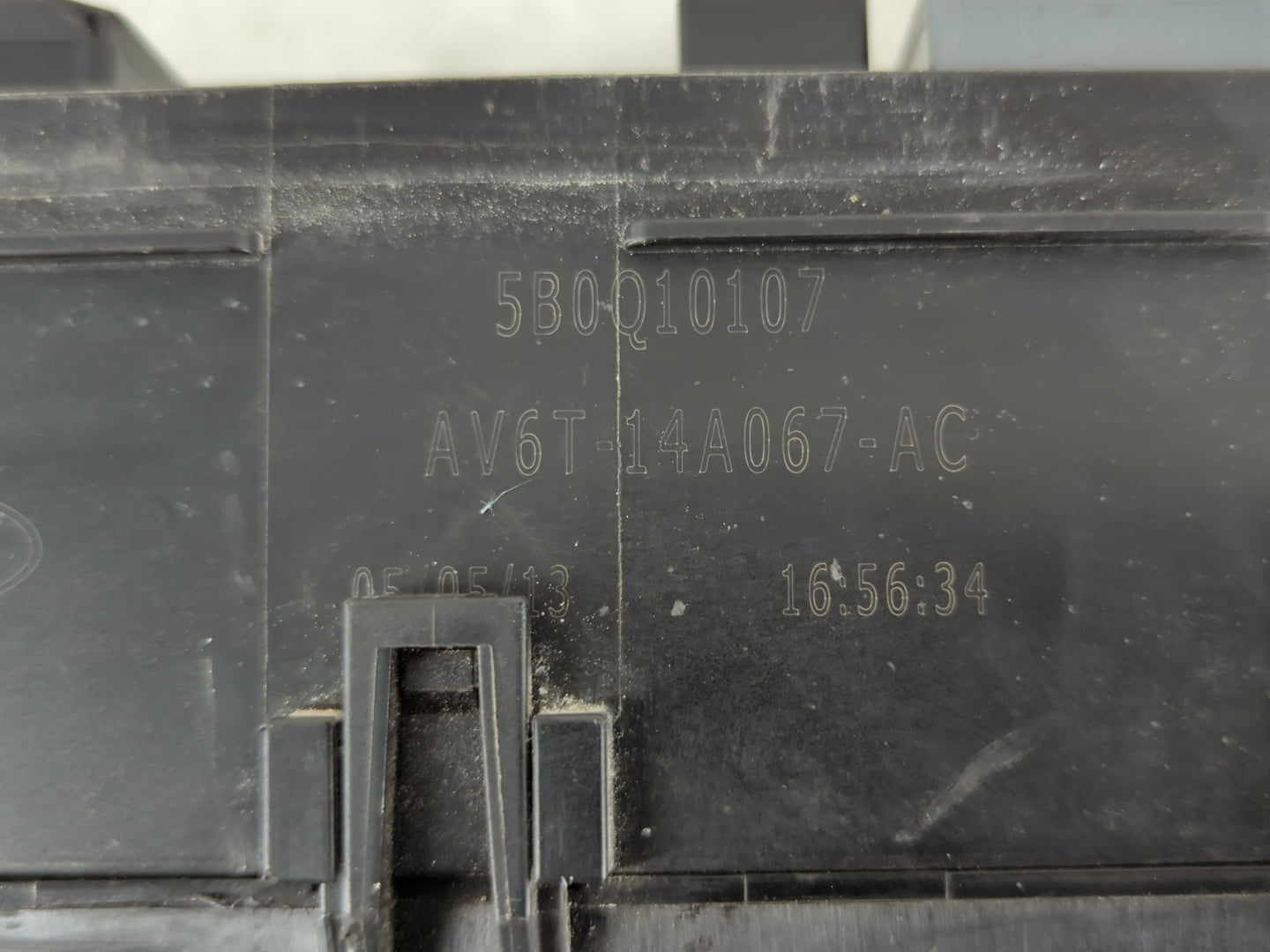2013-2016 Ford Escape Fusebox Fuse Box Panel Relay Module P/N:AV6T-14A067-AC Fits Fits 2013 2014 2015 2016 OEM Used Auto Par