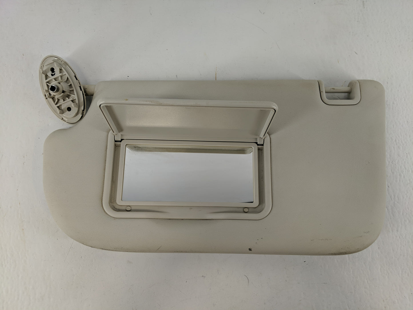 2013-2019 Ford Escape Sun Visor Shade Replacement Passenger Right Mirror Fits Fits 2013 2014 2015 2016 2017 2018 2019 OEM Us